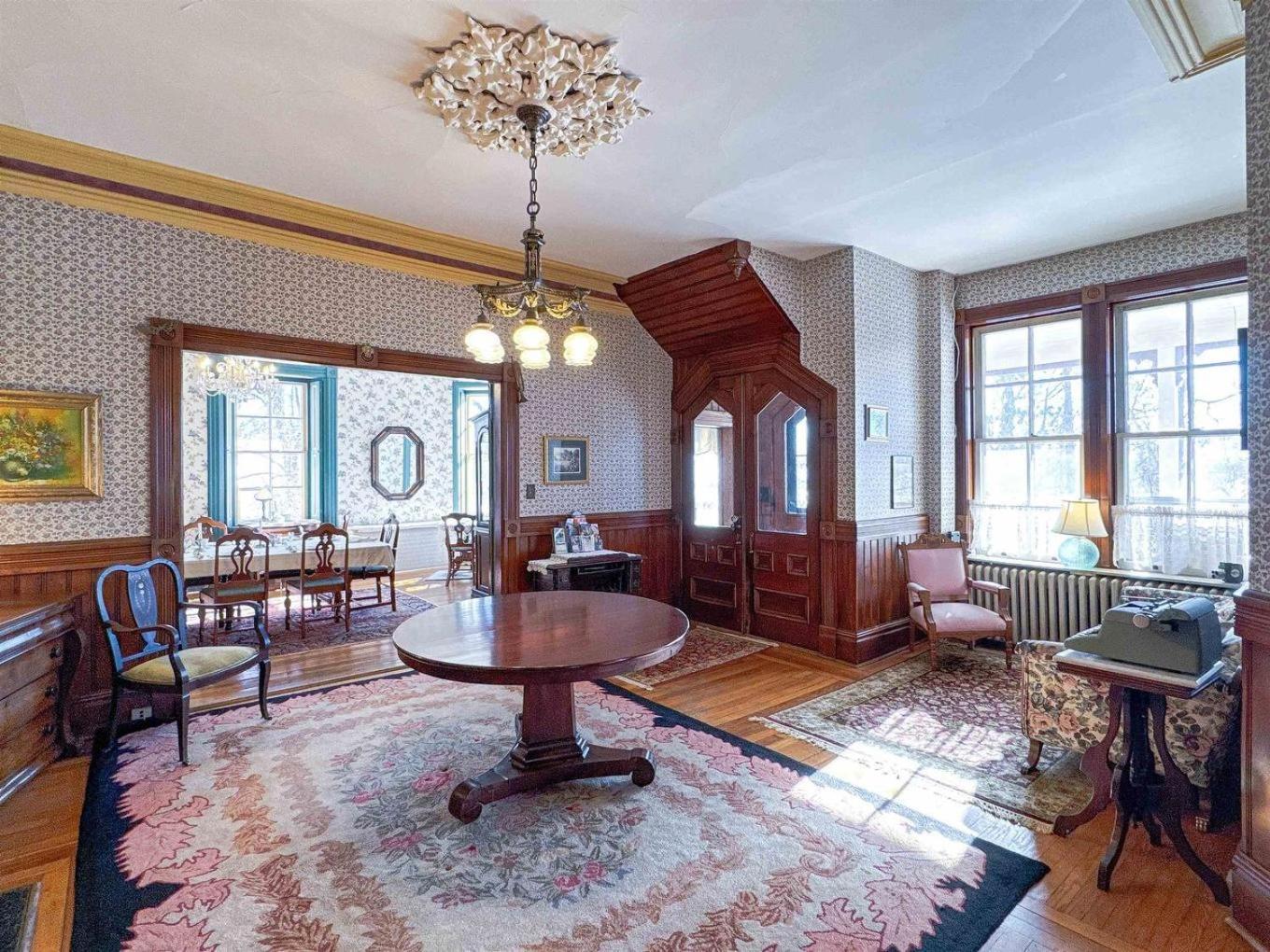 Elmwood Heritage Inn Шарлъттаун Екстериор снимка